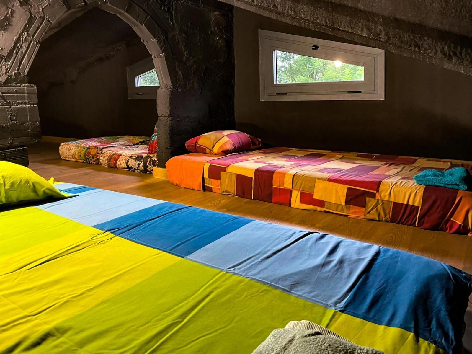 Black House Sorprendente Casa Estilo Industrial Olot Εξωτερικό φωτογραφία